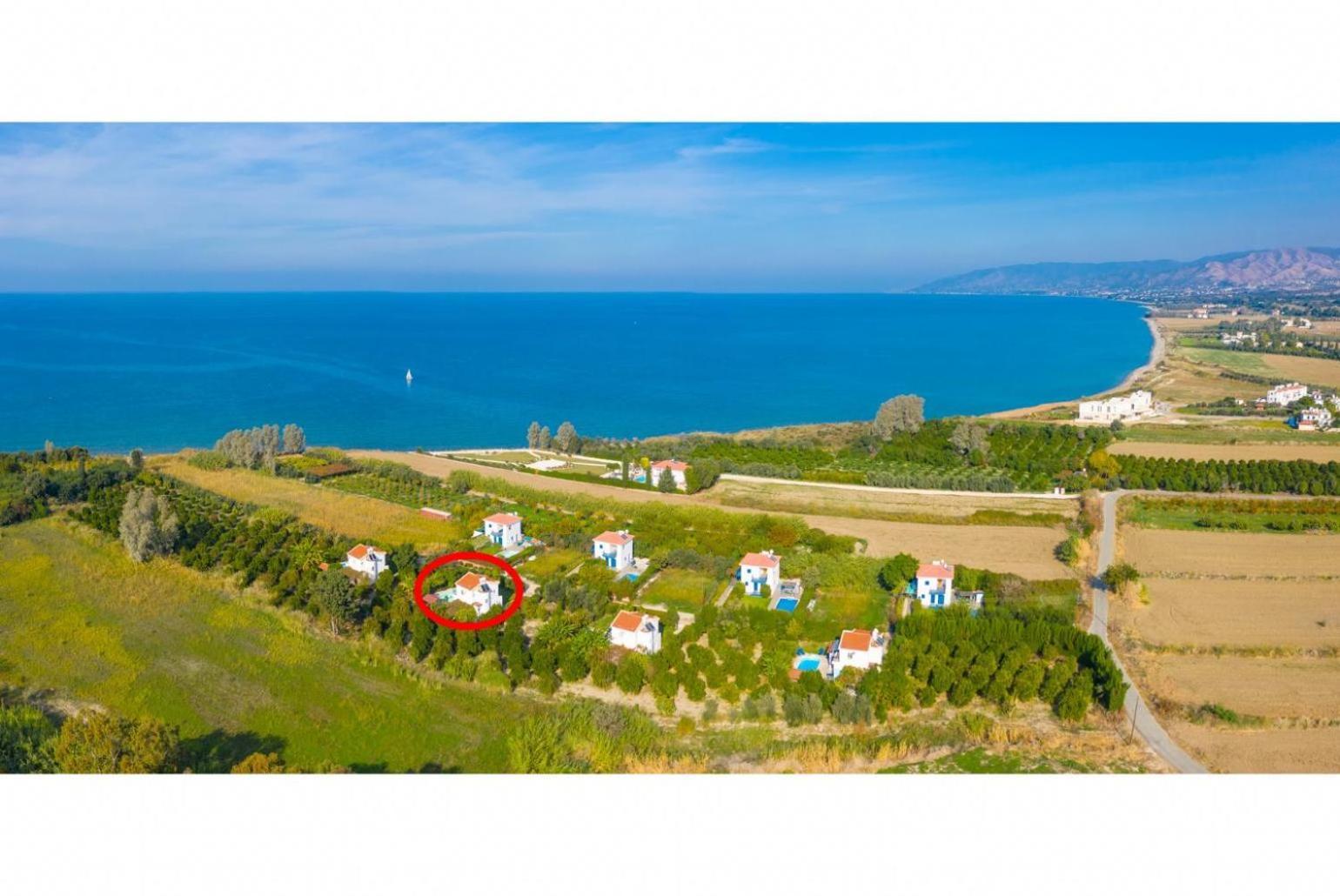 Sun Beach Villa Tria Polis Eksteriør billede