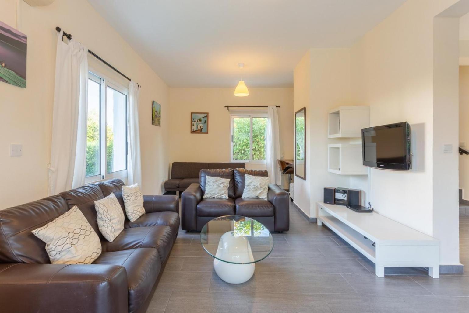 Sun Beach Villa Tria Polis Eksteriør billede