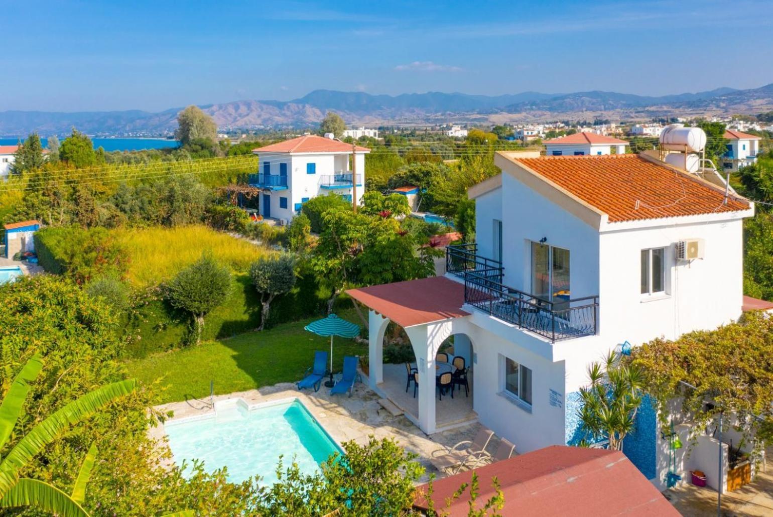 Sun Beach Villa Tria Polis Eksteriør billede